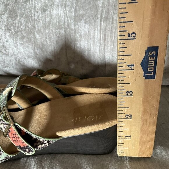 Vionic Sandals Women’s Size 8 Multi Color Snakeskin print Wedge  Strappy EUC - Picture 13 of 14
